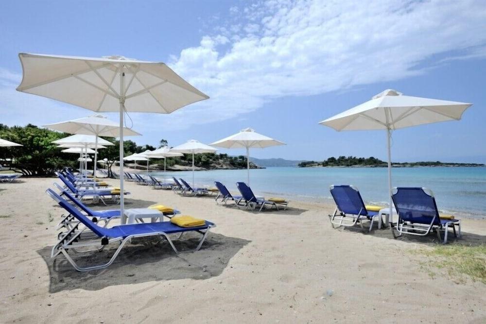 Aks Hinitsa Bay Hotel Porto Heli Exterior foto