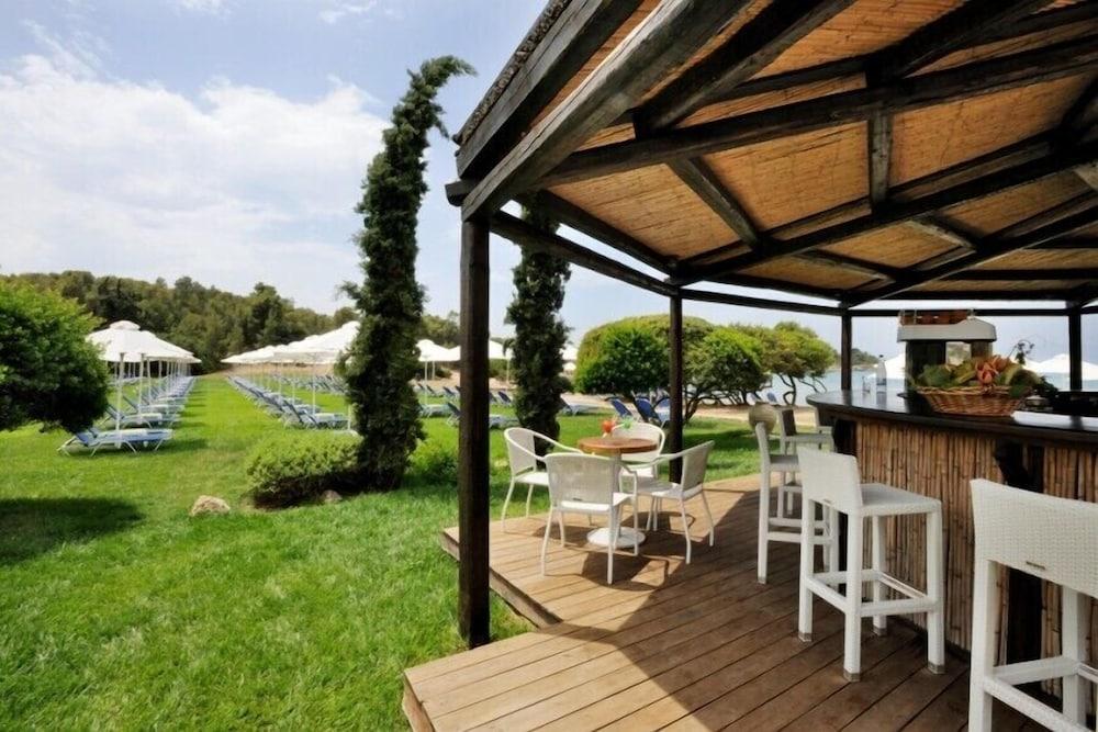 Aks Hinitsa Bay Hotel Porto Heli Exterior foto